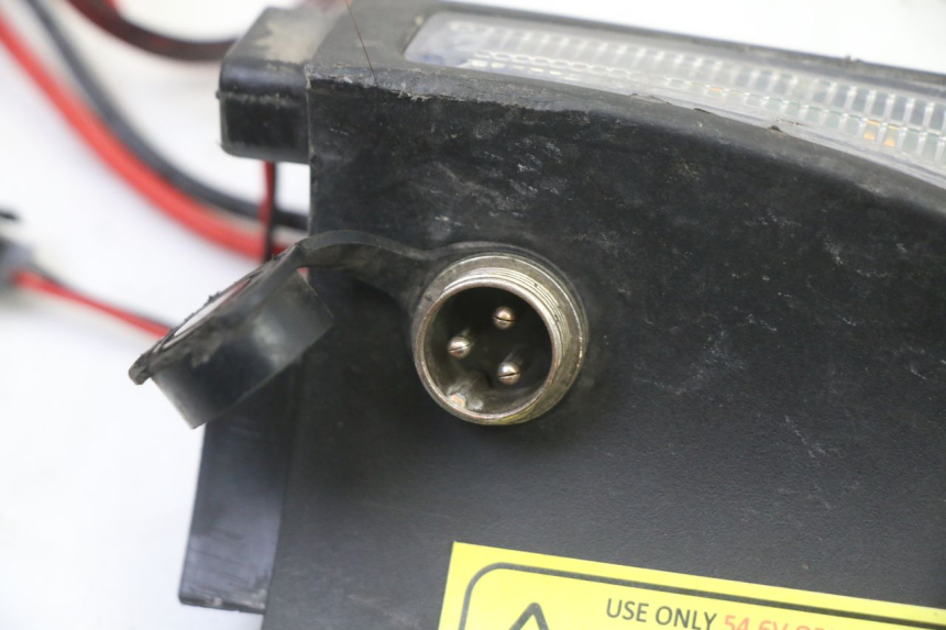 photo de FRECCE DESTRA ANTERIORE URBANGLIDE E-CROSS PRO 1 - Zoom sullo stato d'uso