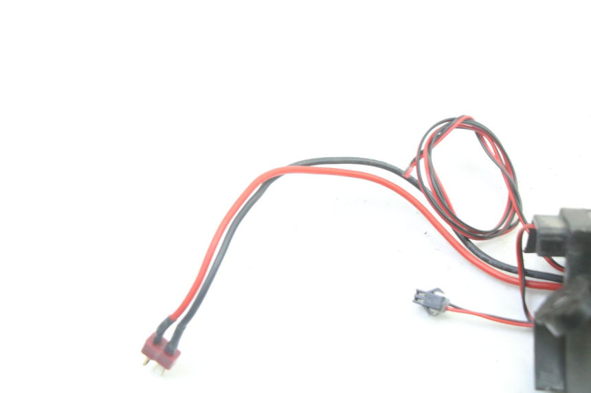 photo de FRECCE DESTRA ANTERIORE URBANGLIDE E-CROSS PRO 1 - Primo piano tecnico