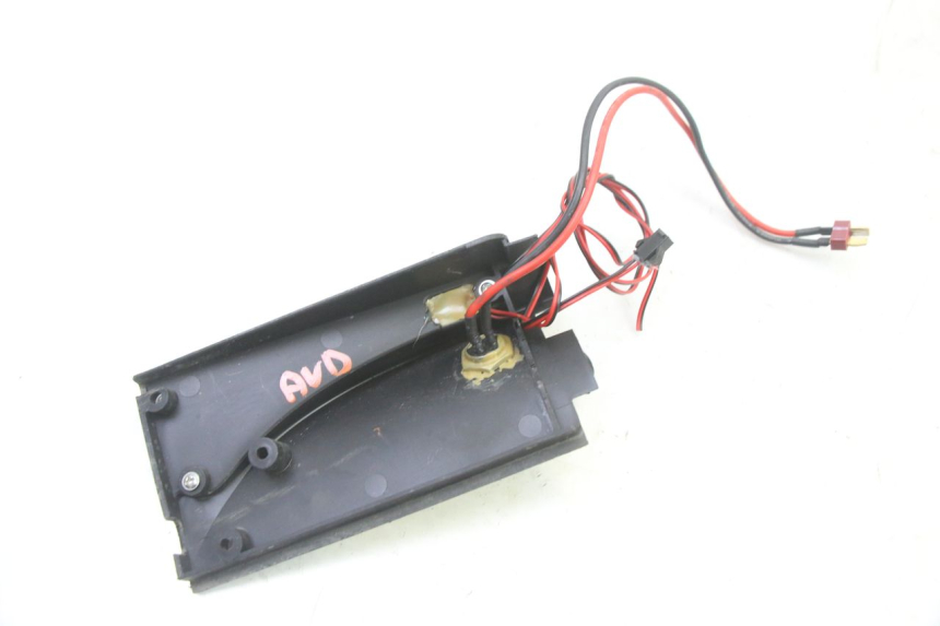 photo de FRECCE DESTRA ANTERIORE URBANGLIDE E-CROSS PRO 1 - Dettagli dei punti di fissaggio