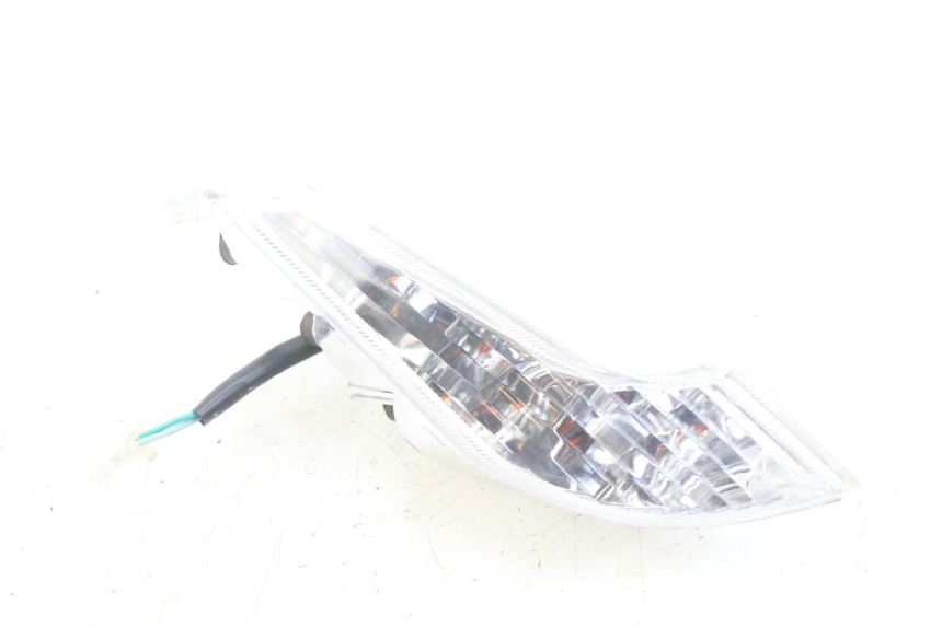 photo de FANALE ANTERIORE DESTRO PEUGEOT E-VIVACITY 1 (2012 - 2018) - Primo piano tecnico