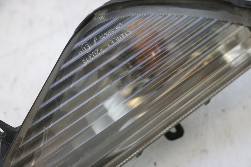 photo de FRECCE DESTRA ANTERIORE HONDA FJS SILVER WING SILVERWING 400 (2005 - 2008) - Dettagli dei punti di fissaggio