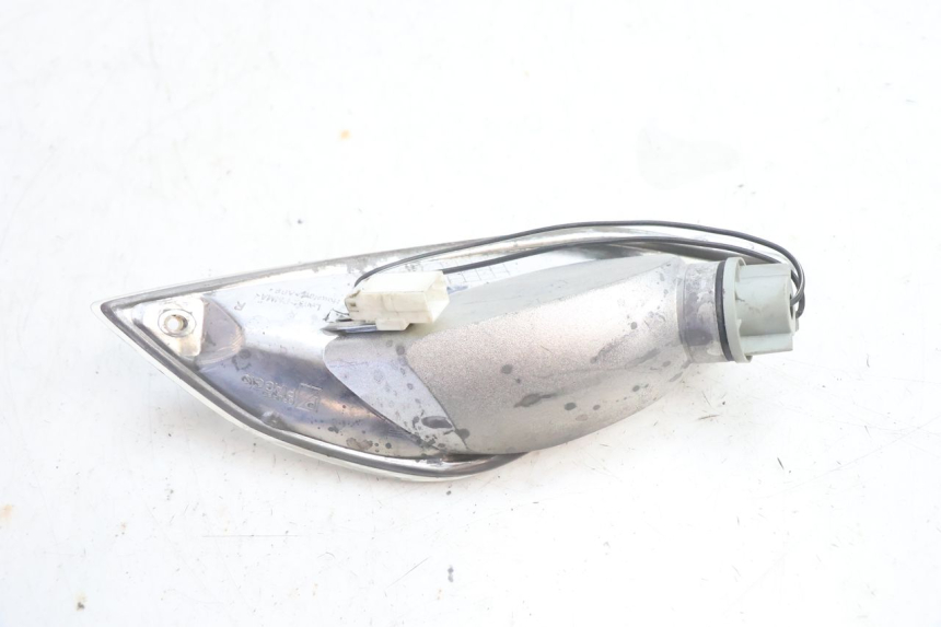 photo de CLIGNOTANTE ANTERIORE DESTRA PIAGGIO FLY 2T 50 (2004 - 2017) - Dettagli dei punti di fissaggio