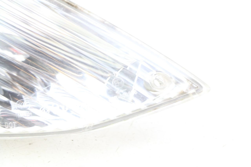 photo de FRECCE DESTRA ANTERIORE PIAGGIO FLY 100 (2006 - 2010) - Dettagli dei punti di fissaggio