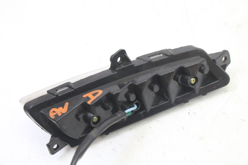 photo de FRECCE DESTRA ANTERIORE VENESI FLY RETRO 4T 50 (2020 - 2025) - Primo piano tecnico