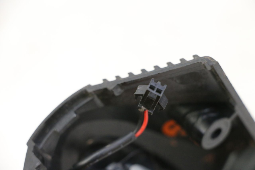 photo de FRECCE DESTRA ANTERIORE KUKIRIN G2 MASTER 1 - Dettaglio del componente