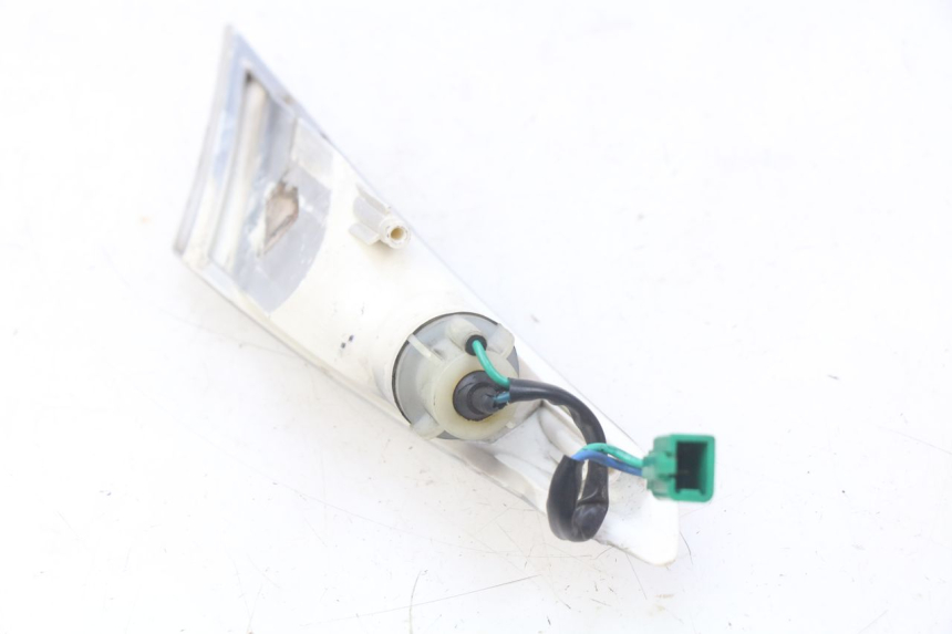 photo de FANALE ANTERIORE DESTRO PEUGEOT GEOPOLIS 400 (2007 - 2013) - Zoom sullo stato d'uso