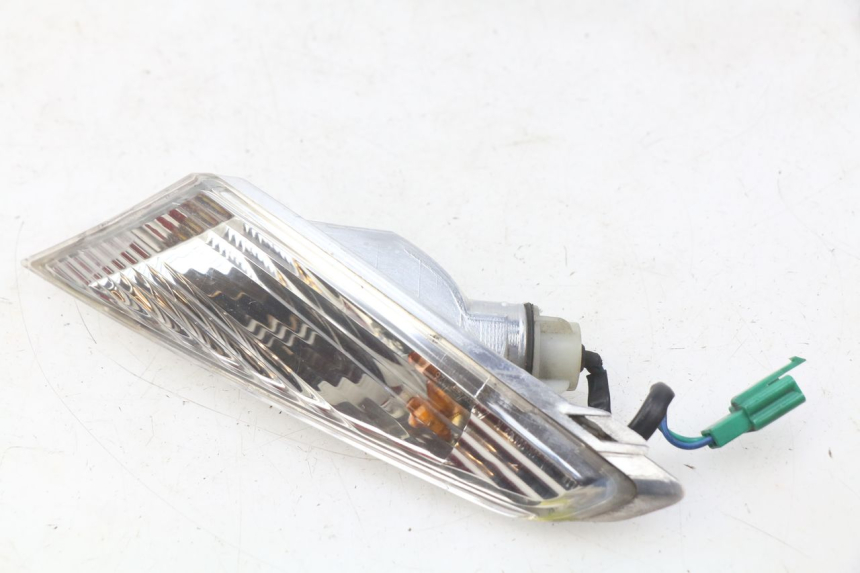 photo de FANALE ANTERIORE DESTRO PEUGEOT GEOPOLIS 400 (2007 - 2013) - Primo piano tecnico