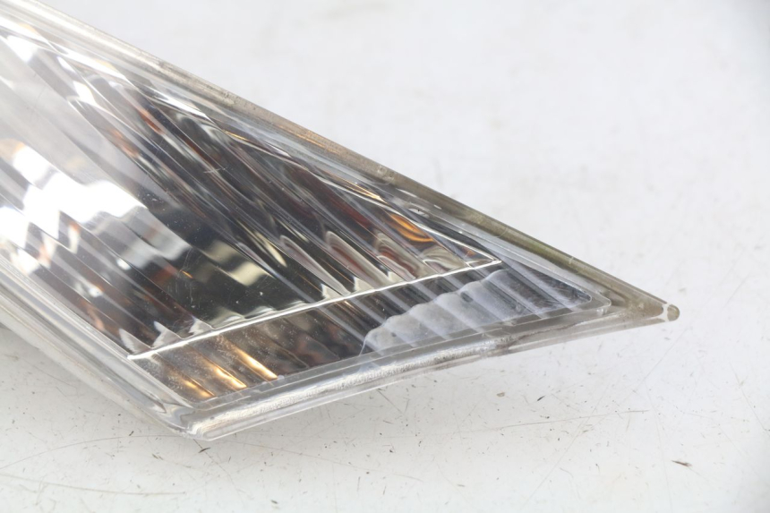 photo de FANALE ANTERIORE DESTRO PEUGEOT GEOPOLIS 400 (2007 - 2013) - Dettagli dei punti di fissaggio