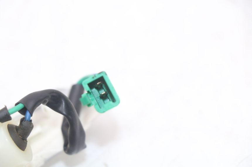 photo de FRECCE DESTRA ANTERIORE PEUGEOT GEOPOLIS RS 125 (2007 - 2009) - Primo piano tecnico