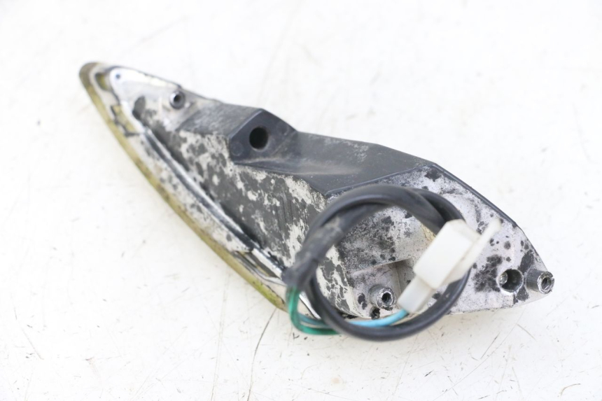 photo de FRECCE DESTRA ANTERIORE GOES WIKI 125 (2010 - 2015) - Dettagli dei punti di fissaggio