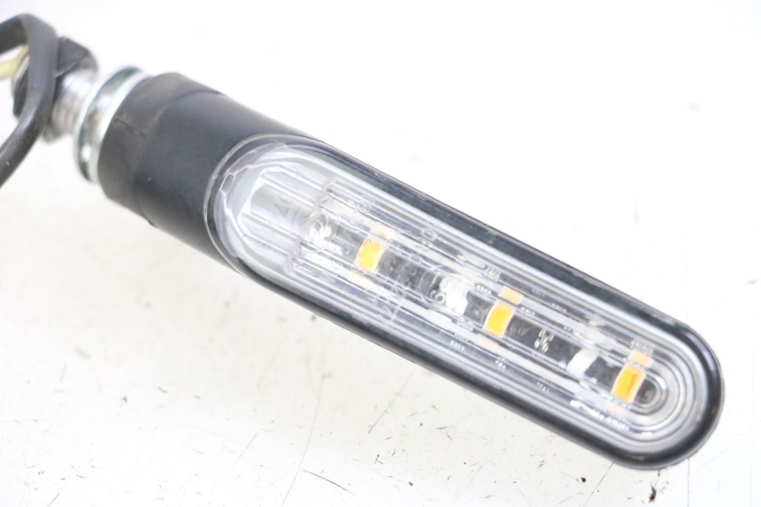 photo de FRECCE DESTRA ANTERIORE HUSQVARNA SVARTPILEN 401 (2018 - 2023) - Zoom sullo stato d'uso