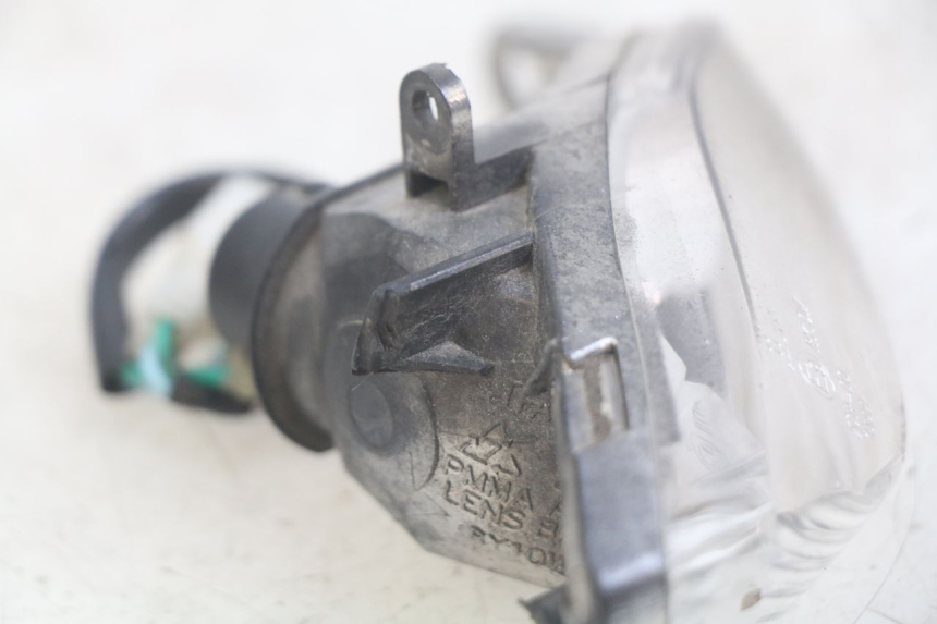 photo de CLIGNOTANTE ANTERIORE DESTRA SYM JET SPORT XR 50 (2006 - 2015) - Primo piano tecnico