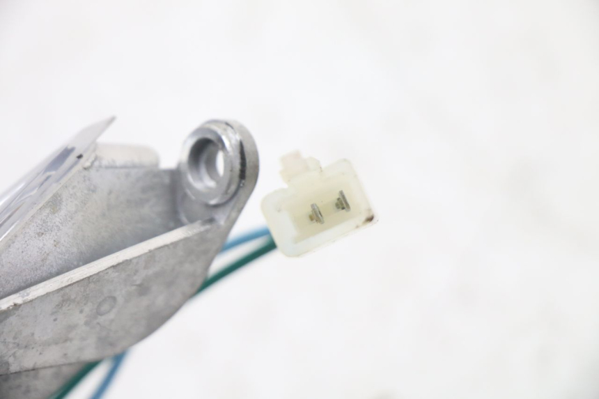 photo de FANALE ANTERIORE DESTRO KYMCO PEOPLE S 125 (2000 - 2008) - Primo piano tecnico