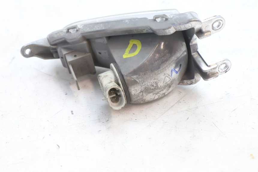 photo de FRECCE DESTRA ANTERIORE PIAGGIO LIBERTY IGET 4T 50 (2021 - 2025) - Stato della superficie e materiale