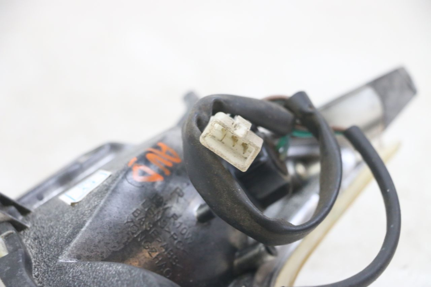 photo de CLIGNOTANTE ANTERIORE DESTRA KYMCO LIKE 125 (2009 - 2016) - Zoom sullo stato d'uso