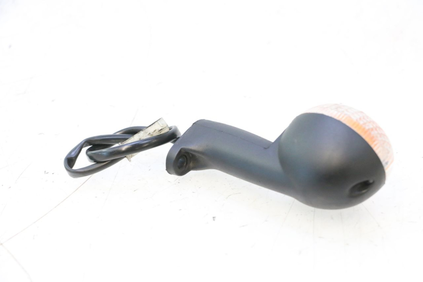 photo de FANALE ANTERIORE DESTRO PEUGEOT LUDIX 50 (2008 - 2017) - Primo piano tecnico