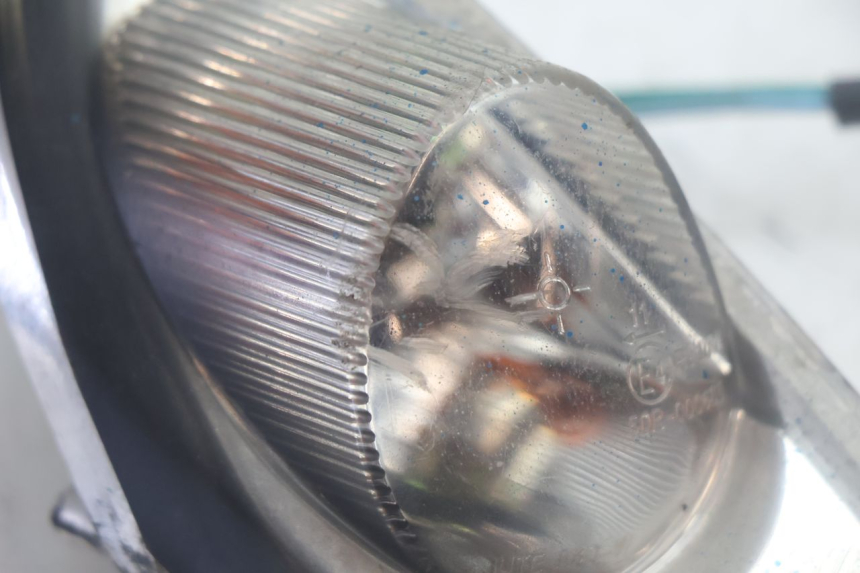 photo de FANALE ANTERIORE DESTRO SYM MIO 50 (2005 - 2010) - Zoom sullo stato d'uso