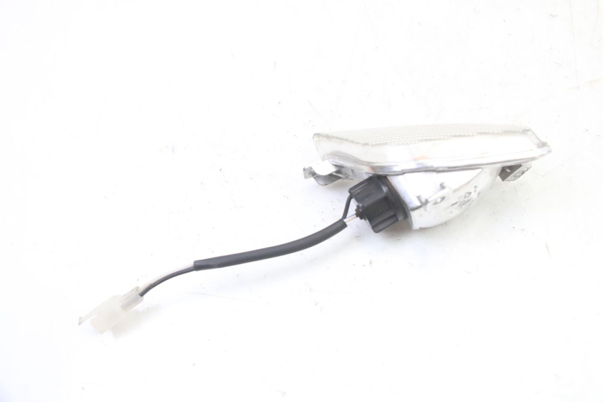 photo de FANALE ANTERIORE DESTRO PIAGGIO NEW TYPHOON 50 (2018 - 2021) - Zoom sullo stato d'uso