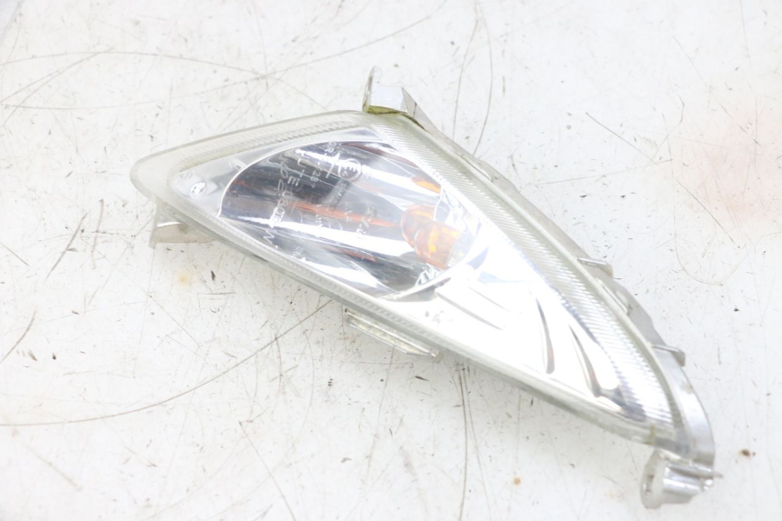 photo de FANALE ANTERIORE DESTRO SYM ORBIT 2 4T 50 (2008 - 2017) - Dettagli dei punti di fissaggio