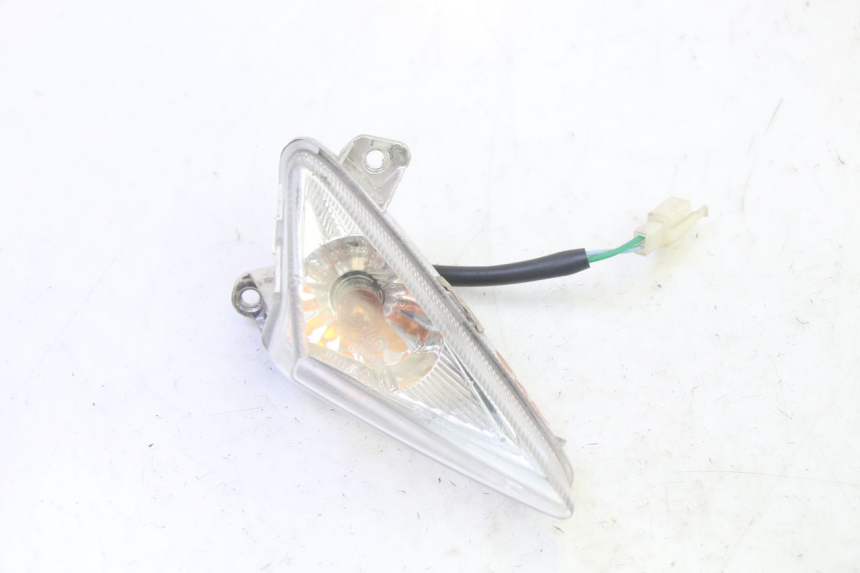 photo de FRECCE DESTRA ANTERIORE SYM ORBIT III 3 4T 50 (2021 - 2025) - Dettaglio del componente