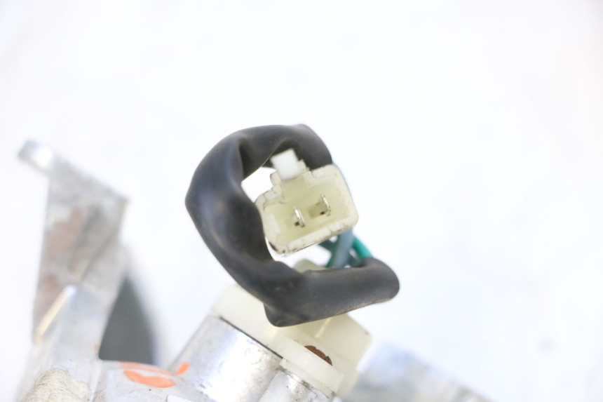photo de CLIGNOTANTE ANTERIORE DESTRA SYM ORBIT III 3 4T 50 (2018 - 2021) - Altra angolazione