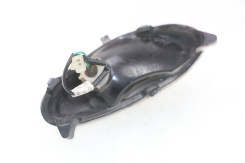 photo de FANALE ANTERIORE DESTRO MBK OVETTO ONE 2T 50 (2013 - 2017) - Zoom sullo stato d'uso