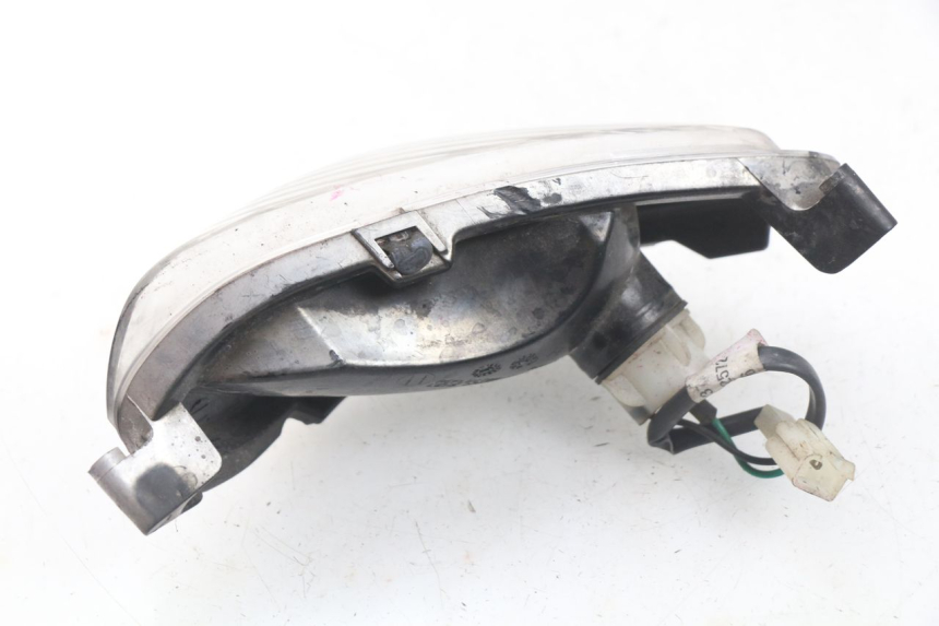 photo de FANALE ANTERIORE DESTRO MBK OVETTO ONE 2T 50 (2013 - 2017) - Primo piano tecnico