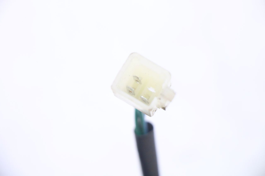 photo de FRECCE DESTRA ANTERIORE PEUGEOT TWEET 4T 50 (2023 - 2025) - Dettagli dei punti di fissaggio