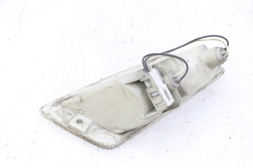 photo de FRECCE DESTRA ANTERIORE PIAGGIO VESPA GRANTURISMO 200 (2004 - 2005) - Zoom sullo stato d'uso