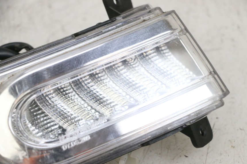 photo de FRECCE DESTRA ANTERIORE EFUN PUSA 1 - Stato della superficie e materiale