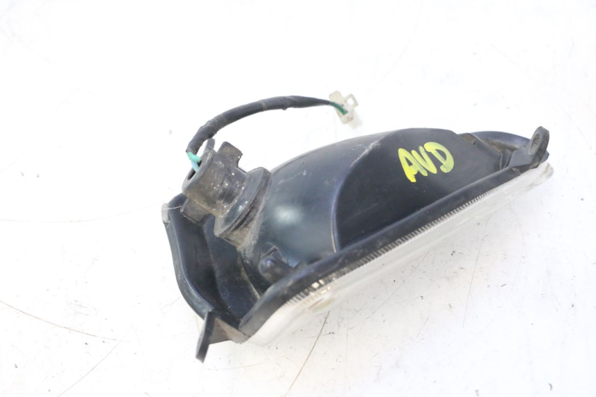 photo de FANALE ANTERIORE DESTRO DAELIM S2 125 (2006 - 2007) - Zoom sullo stato d'uso
