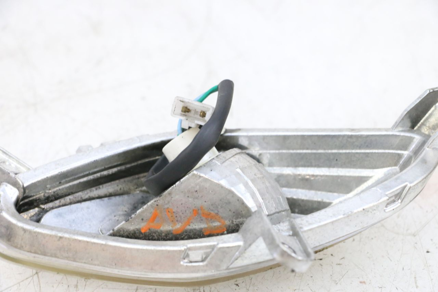 photo de FANALE ANTERIORE DESTRO JM MOTORS SANTANA 50 (2014 - 2023) - Zoom sullo stato d'uso