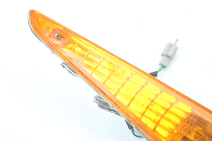 photo de CLIGNOTANTE ANTERIORE DESTRA HONDA SCV LEAD 100 (2003 - 2007) - Dettaglio del componente