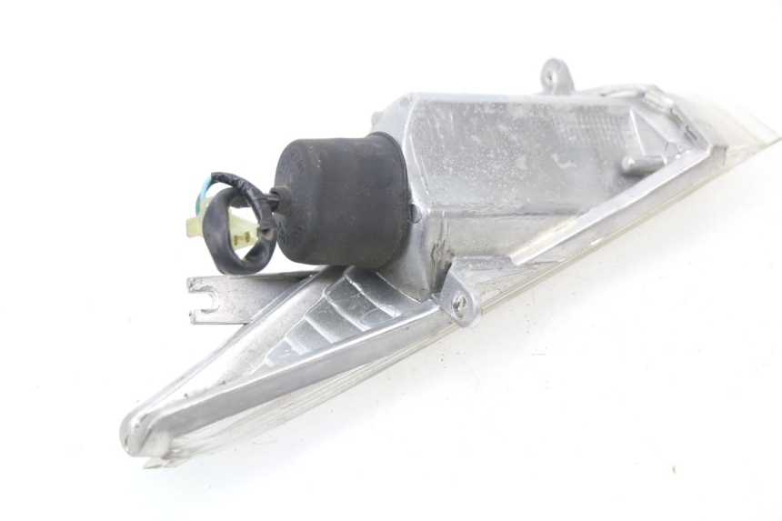 photo de FANALE ANTERIORE DESTRO HONDA SES DYLAN 125 (2002 - 2006) - Primo piano tecnico