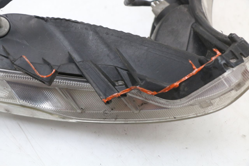 photo de FRECCE DESTRA ANTERIORE HONDA SH ABS 125 (2012 - 2017) - Primo piano tecnico