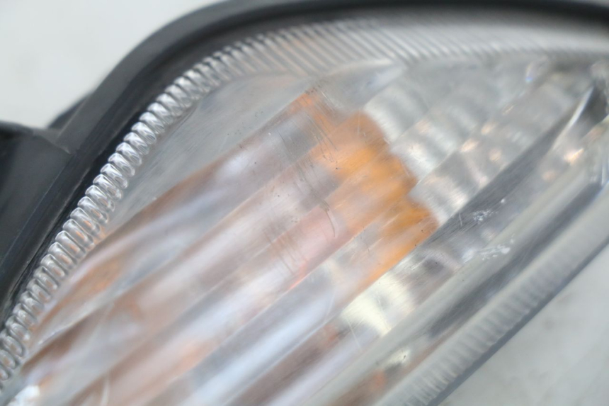 photo de FANALE ANTERIORE DESTRO SUZUKI SIXTEEN 125 (2008 - 2010) - Altra angolazione