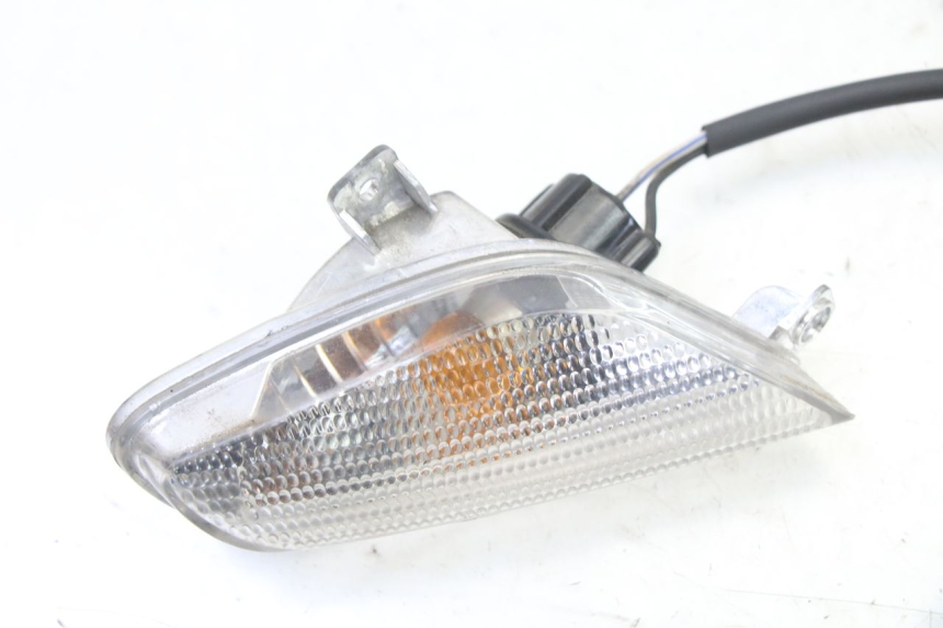 photo de FANALE ANTERIORE DESTRO APRILIA SR 2T 50 (2018 - 2022) - Zoom sullo stato d'uso