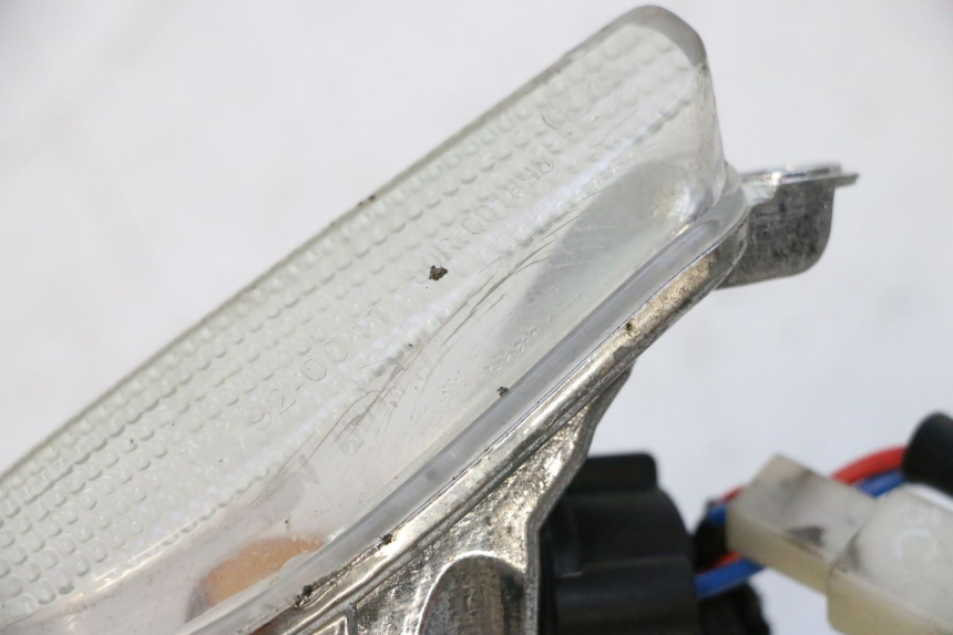 photo de FANALE ANTERIORE DESTRO APRILIA SR 2T 50 (2012 - 2017) - Dettaglio del componente