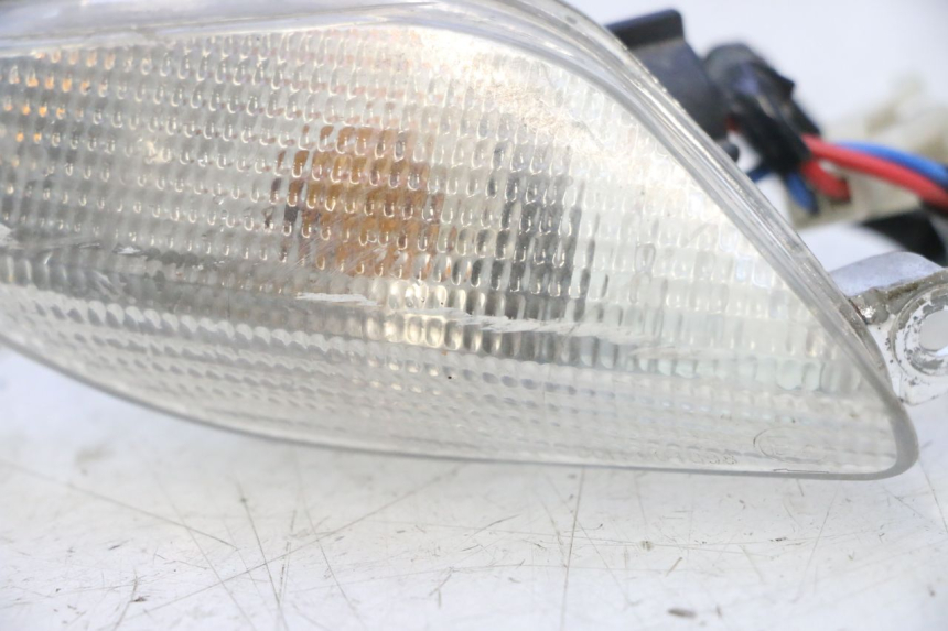 photo de FANALE ANTERIORE DESTRO APRILIA SR 2T 50 (2012 - 2017) - Stato della superficie e materiale