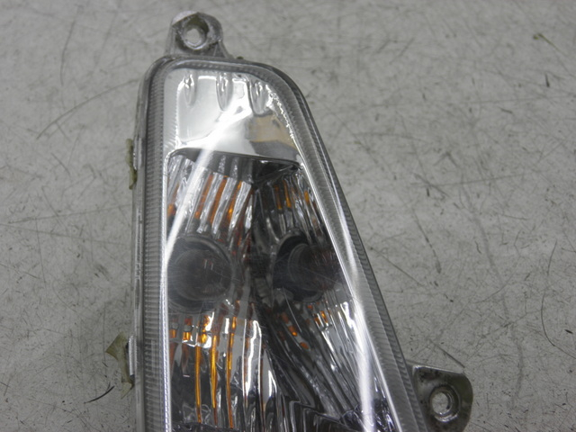 photo de FANALE ANTERIORE DESTRO SYM FIDDLE 2 50 (2008 - 2013) - Dettaglio del componente