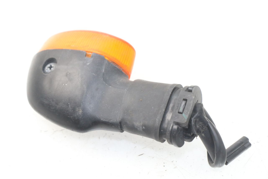 photo de FANALE ANTERIORE DESTRO YAMAHA TDM ABS 900 (2002 - 2014) - Primo piano tecnico