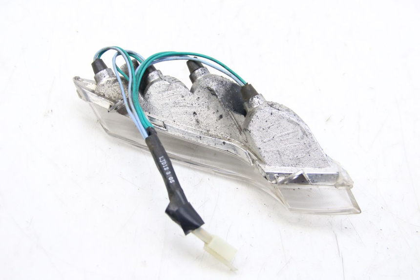 photo de FANALE ANTERIORE DESTRO PEUGEOT TWEET 4T 50 (2010 - 2014) - Zoom sullo stato d'uso