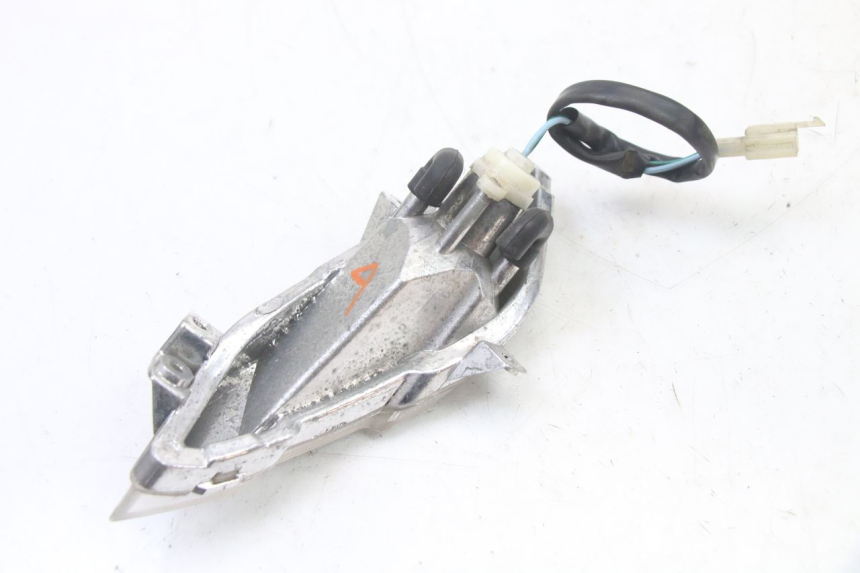 photo de FRECCE DESTRA ANTERIORE PEUGEOT TWEET PRO CARGO 50 (2018 - 2022) - Primo piano tecnico