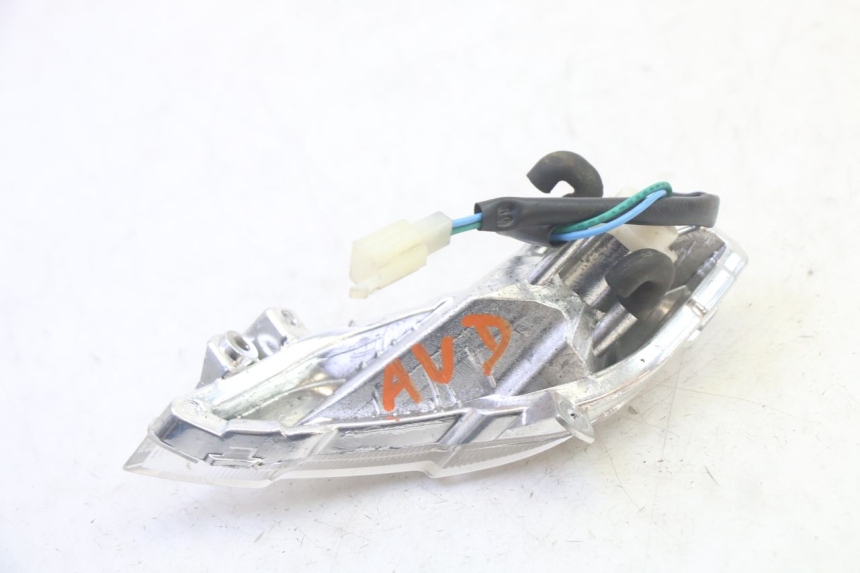 photo de FRECCE DESTRA ANTERIORE PEUGEOT TWEET PRO EFI 4T 50 (2021 - 2022) - Zoom sullo stato d'uso