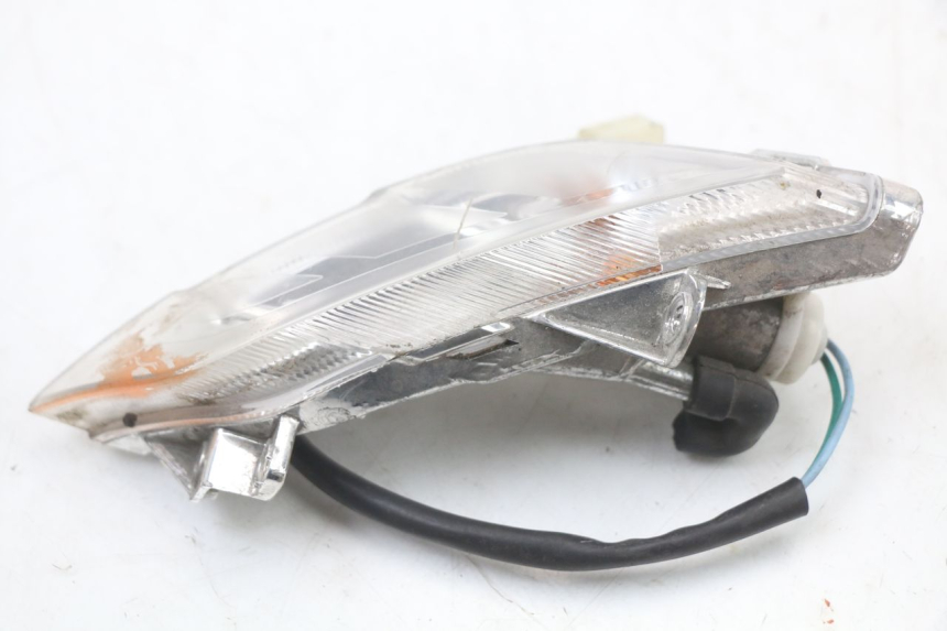photo de CLIGNOTANTE ANTERIORE DESTRA PEUGEOT TWEET 125 (2018 - 2021) - Primo piano tecnico