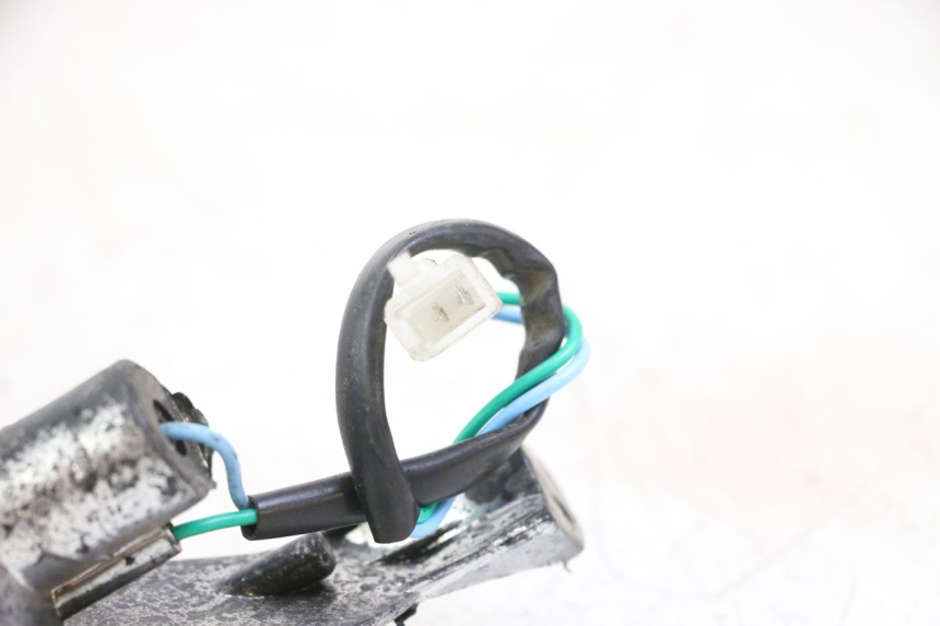 photo de FANALE ANTERIORE DESTRO UNIVERSAL BIKE ZN50QT-11B 50 (2018 - 2021) - Zoom sullo stato d'uso