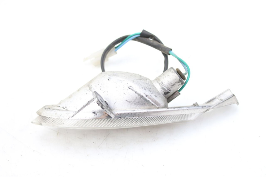 photo de CLIGNOTANTE ANTERIORE DESTRA PEUGEOT V-CLIC VCLIC 50 (2007 - 2013) - Primo piano tecnico