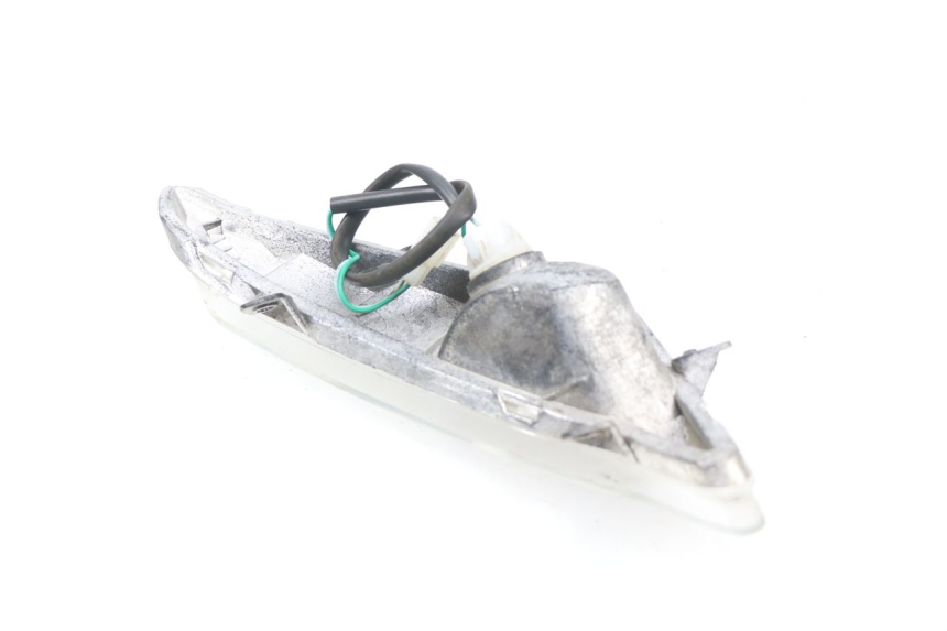 photo de FANALE ANTERIORE DESTRO RAZZO VENICE 50 (2009 - 2014) - Primo piano tecnico