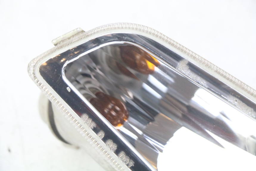 photo de CLIGNOTANTE ANTERIORE DESTRA PIAGGIO VESPA LX 2T 50 (2005 - 2013) - Vista d'insieme del prodotto