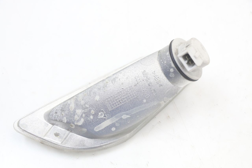 photo de FANALE ANTERIORE DESTRO PIAGGIO VESPA LX 125 (2005 - 2010) - Primo piano tecnico